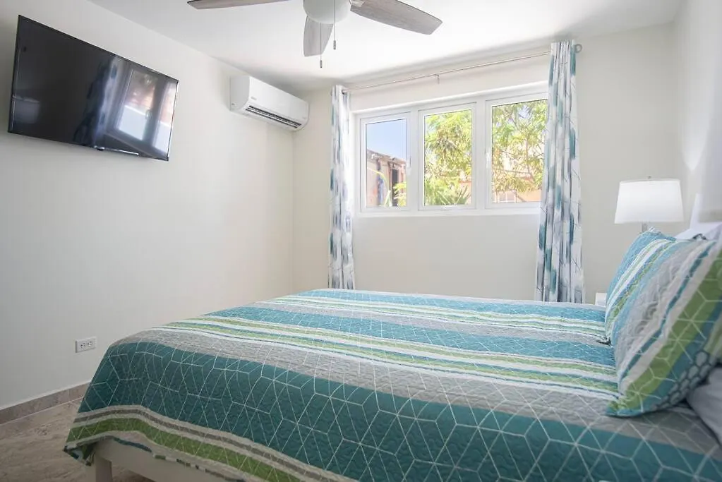Amazing Villa Near To The Beach Palm Beach 0*,