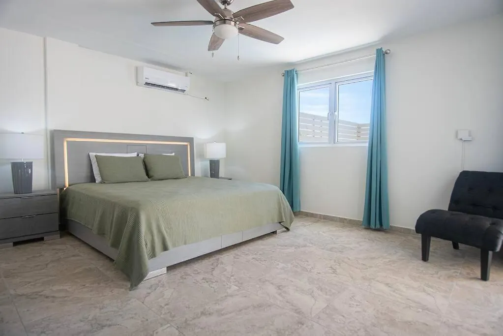 Amazing Villa Near To The Beach Palm Beach Aruba