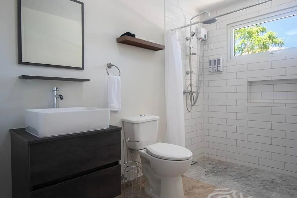 Amazing Villa Near To The Beach Palm Beach