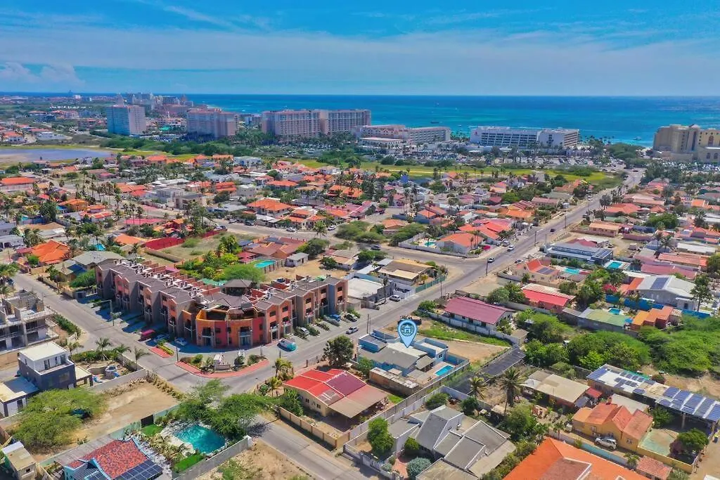 Amazing Villa Near To The Beach Palm Beach Aruba